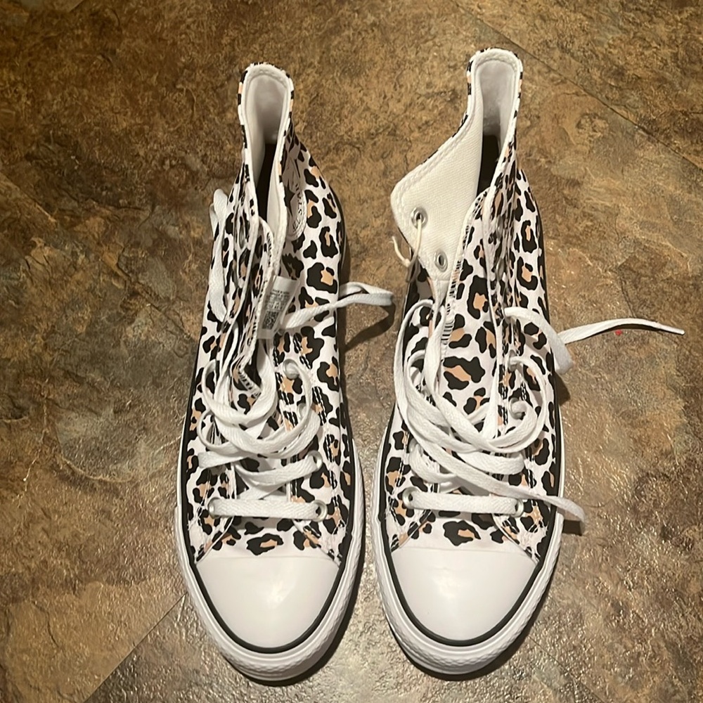 Converse Chuck 70 High Top Leopard Sneakers Sz 10.5 NWT